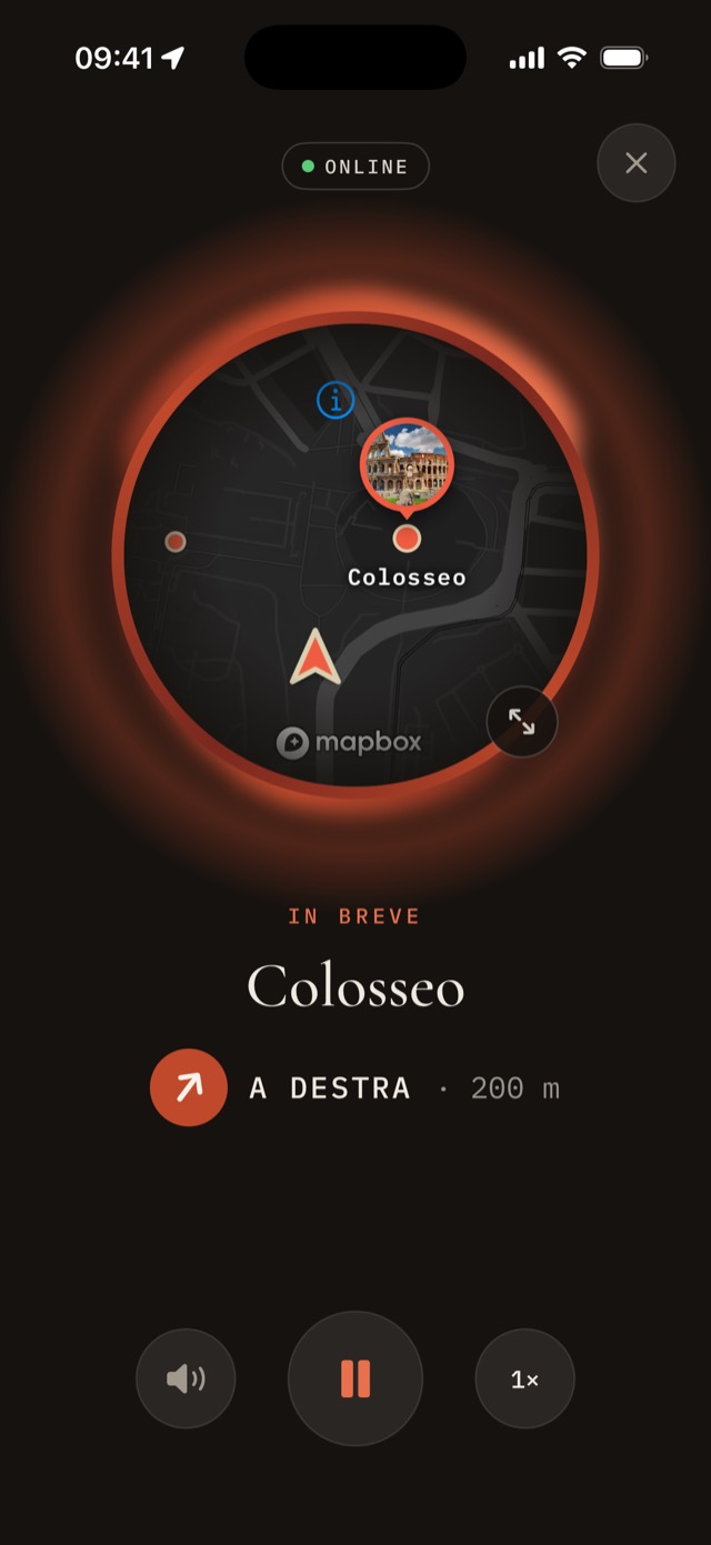 Ulisse in macchina: la mappa nella sfera indica il Colosseo a destra